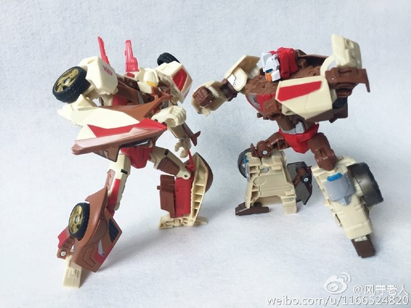 Titans Return Deluxe Wave 2 In Hand Photos Chromedome, Highbrow, Mindwipe, Wolfwire 06 (6 of 32)